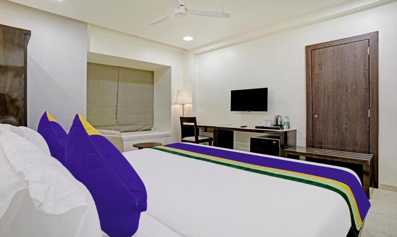Treebo Premium Golden Bliss Trimurti Nagar Square Nagpur Exterior foto